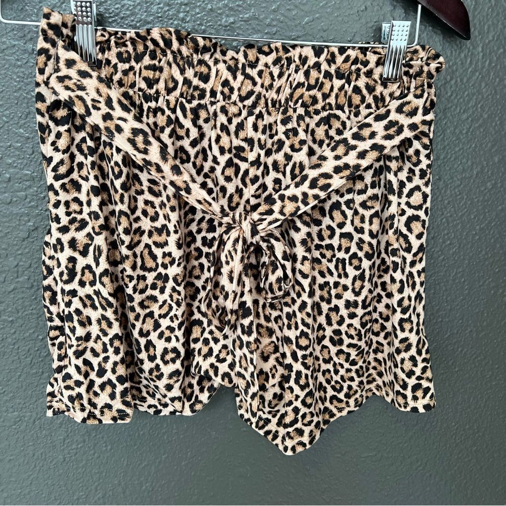 NWOT Texas True Threads lounge shorts in leopard print | size S